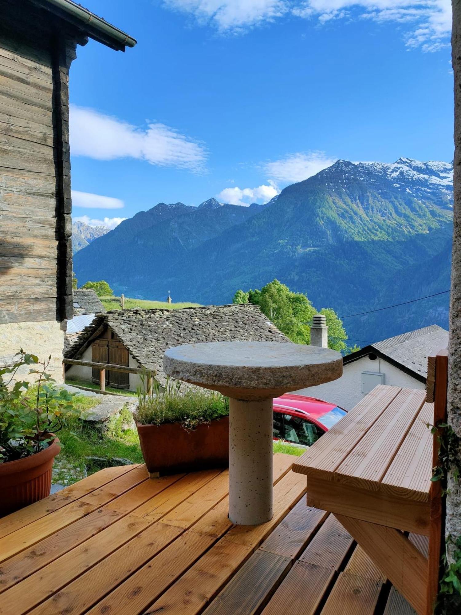 Appartamento Accogliente Di Montagna A Cavagnago Faido Luaran gambar